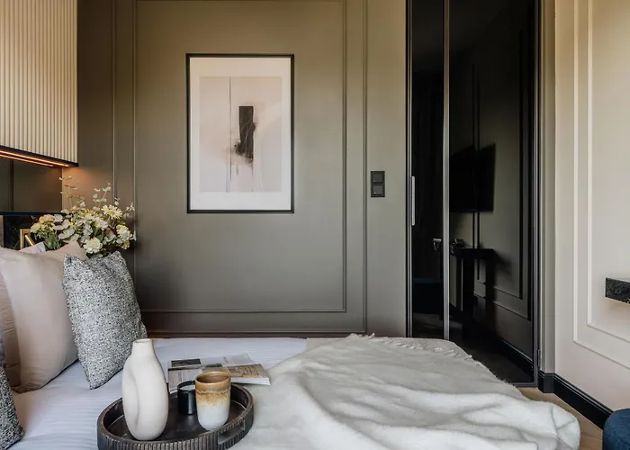 The Palace Near Wawel Castle By Bqqk Appartamento Cracovia