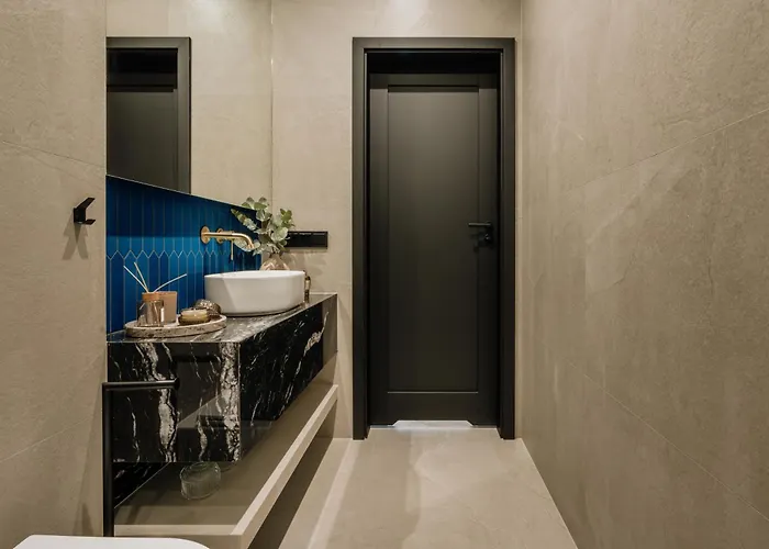 The Palace Near Wawel Castle By Bqqk *