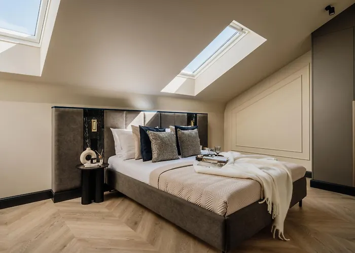 The Palace Near Wawel Castle By Bqqk Appartamento Cracovia