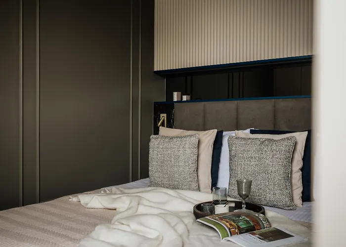 Appartamento The Palace Near Wawel Castle By Bqqk *