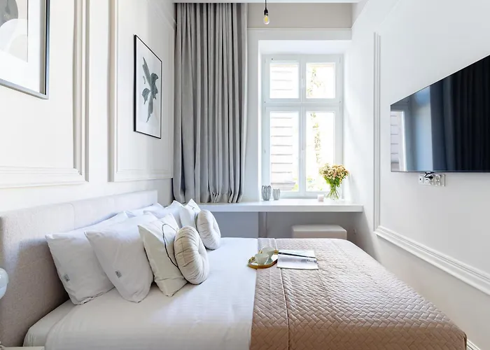 The Palace Near Wawel Castle By Bqqk Appartamento *